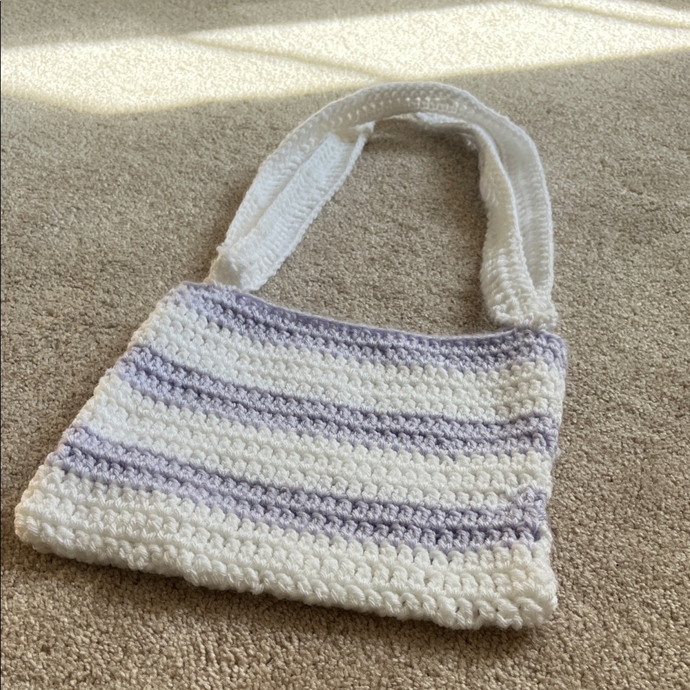Stylish White and Purple Crochet Bag - Picture 2 of 5